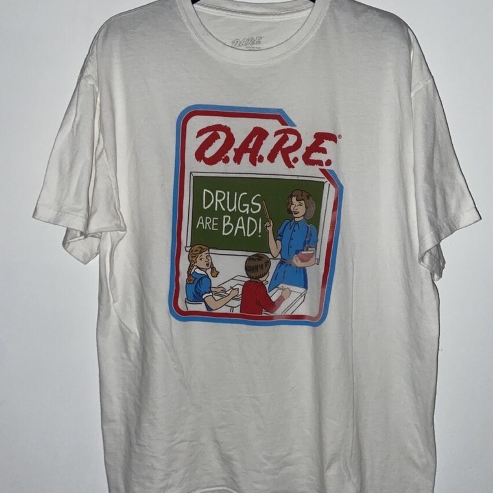 D.A.R.E Keeping Kids Off Drugs Tee Rare Find Vintage 1/1 UNI Oversized